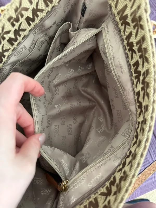 Jet Set Chain Tote - Image 6