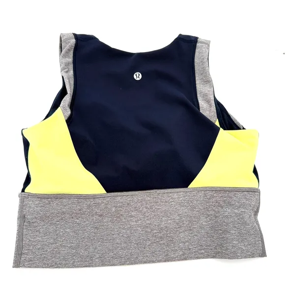 Lululemon Serve Sweat Sports Bra Size 8 - Image 4