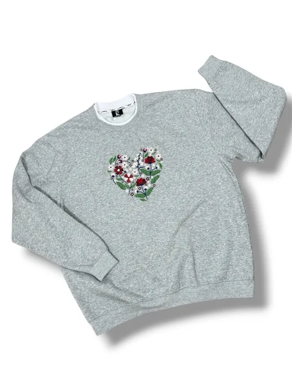 Vintage King Universal Cottagecore Floral‎ Heart Embroidered Sweatshirt Grey 2XL - Image 11