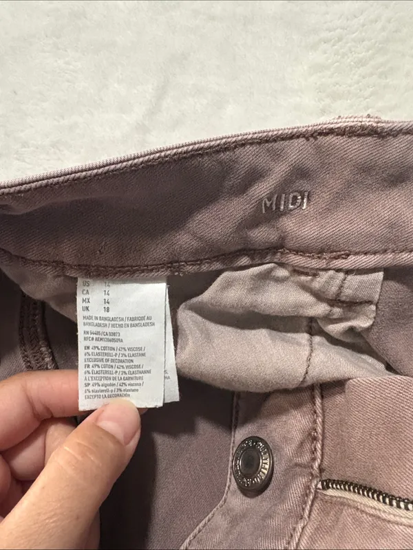 American Eagle size 14 midi denim Women’s Mauve pink Jean Shorts - Image 6