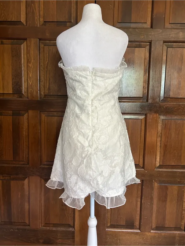 NWT Lulus Sweetness White Floral Jacquard Strapless Mini‎ Dress L Sorority Rush - Image 4