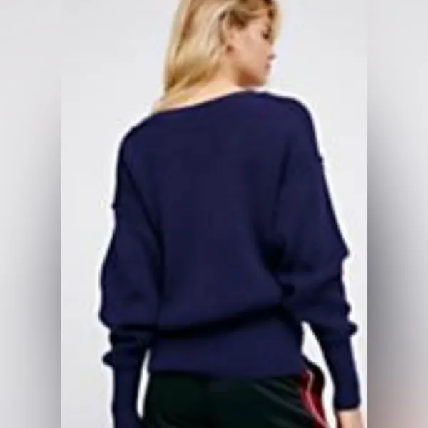 Free People‎ Navy Blue Allure Rib Knit Slouchy V-Neck Pullover Sweater Size XS - Image 6