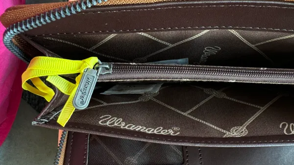 By Montana West Wrist Wallet With Strap - Image 4