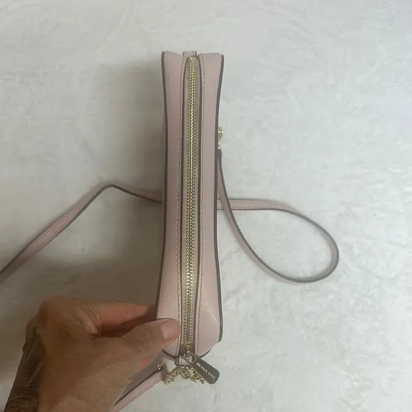 Michael Kors Pink Crossbody Bag with Structured Design - Image 8