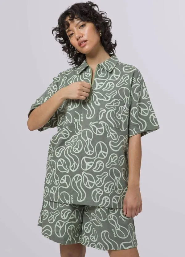 Huf Worldwide Groovy 1/4 Zip Linen Blend Polo Shirt Logo All Over Peace Signs - Image 3