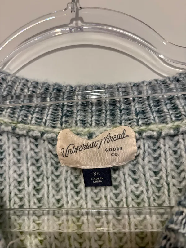 Universal Threads ombré striped Pullover Oversized Sweater Soft Green‎ XS - Image 4