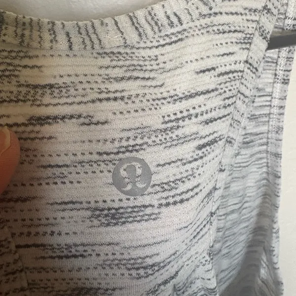 Lululemon Salute The Sun Tank Tiger Space Dye Black White - Image 3