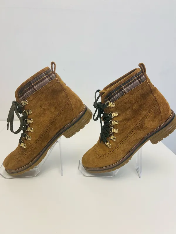 Tommy Hilfiger Women's Ollia Lace-Up Booties Dark Natural Size 7 M - Image 2