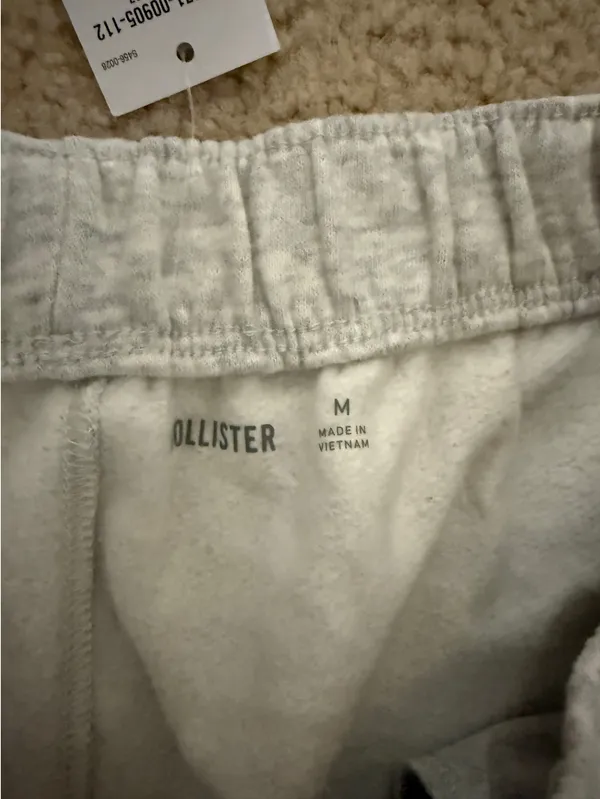 Hollister Sweatpants Grey - Image 2