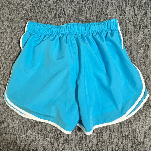 Nike Women’s Tempo Dri-Fit Mid-Rise 3 Inch Running Shorts - Image 6