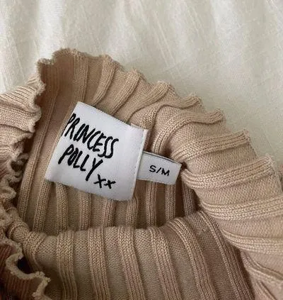 Princess Polly Tan Long Sleeve Crop Top - Image 2