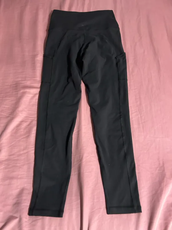 Offline by aerie Black The Hugger Hi-Rise Leggings Size M - Image 3