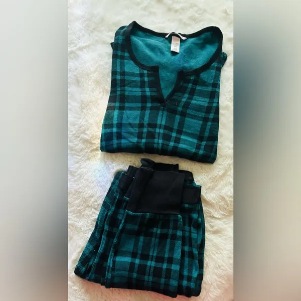 Victorias Secret Green Black Buffalo Plaid Thermal Pajamas Pjs Set ~ Small - Image 8