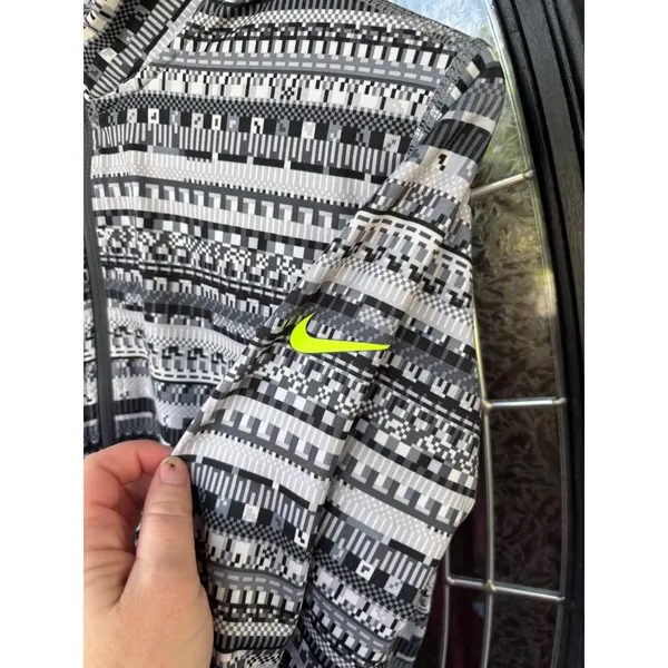 Nike Pro Dri-FIT women Large Black White Pixel Geometric Quarter-Zip Pullover - Image 3