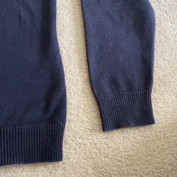 Lands’ End Sweater - Image 3