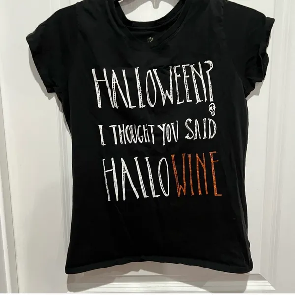 Halloween? I thought You Said Hallowine T-Shirt, Sz S - Image 2