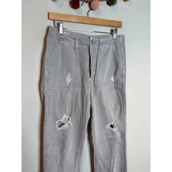 American Eagle grey casual distressed jeans - Image 5