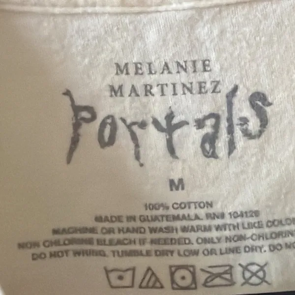 Melanie Martinez Portals Anniversary Boxy T-shirt Size Medium Cropped Cream - Image 4