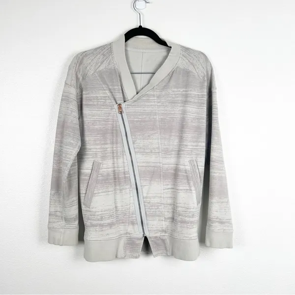 Lululemon‎ Women's Mula Jacket - Image 2