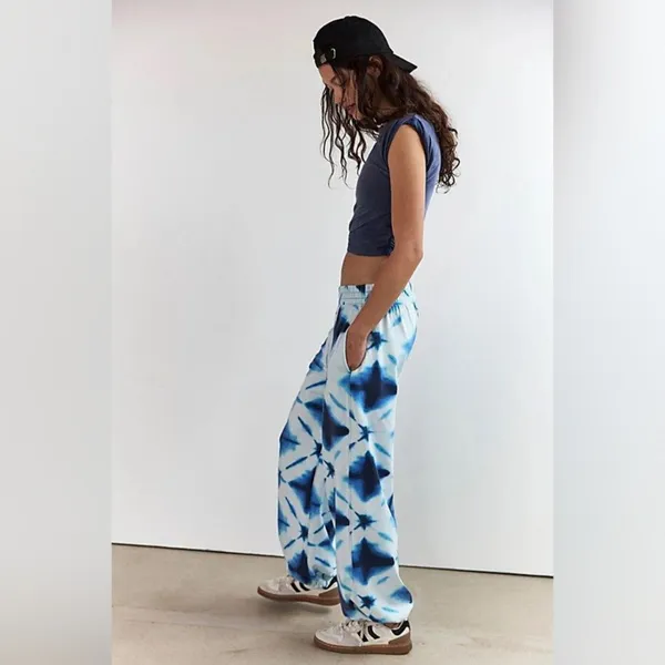 NWOT Free People Movement Hot Shot Crossover Printed Set - Image 3