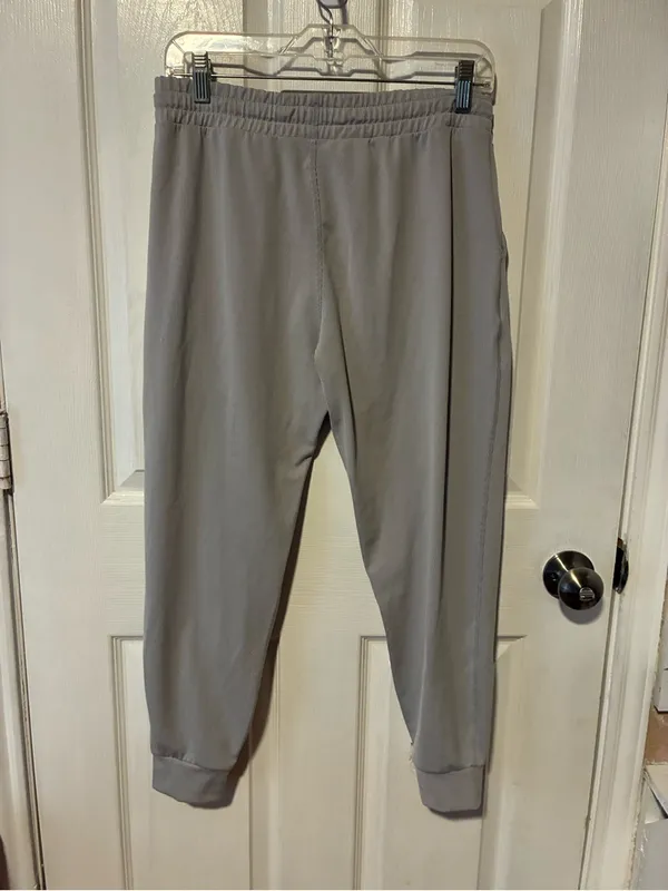 Vuori women Casual Drawstring Jogger Pants - Gray stripe size small - Image 2