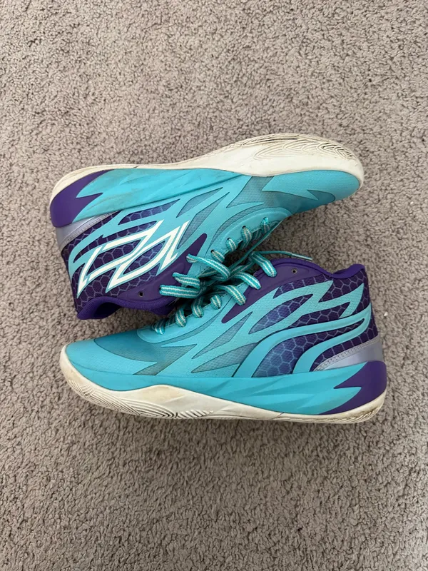 Puma Sneakers - Image 2