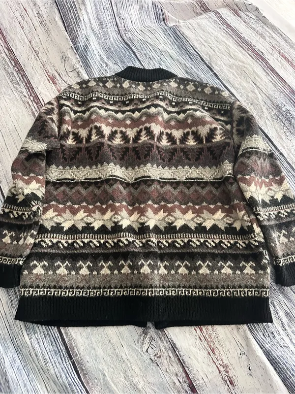 Vintage R.E.I. 100% Wool Fair Isle Knit Cardigan in Black, Brown & Cream - Image 8