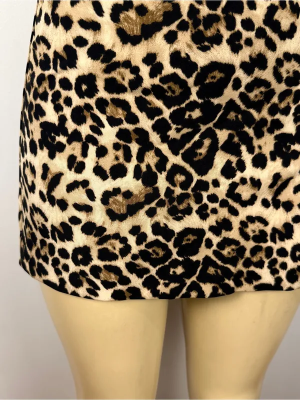 Zara Leopard Mini Skort Sz S Skirt Mob Wife Animal Date Night Safari - Image 2