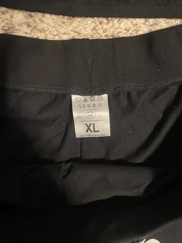Serra Aldi Skeleton Halloween Pajamas - Image 5