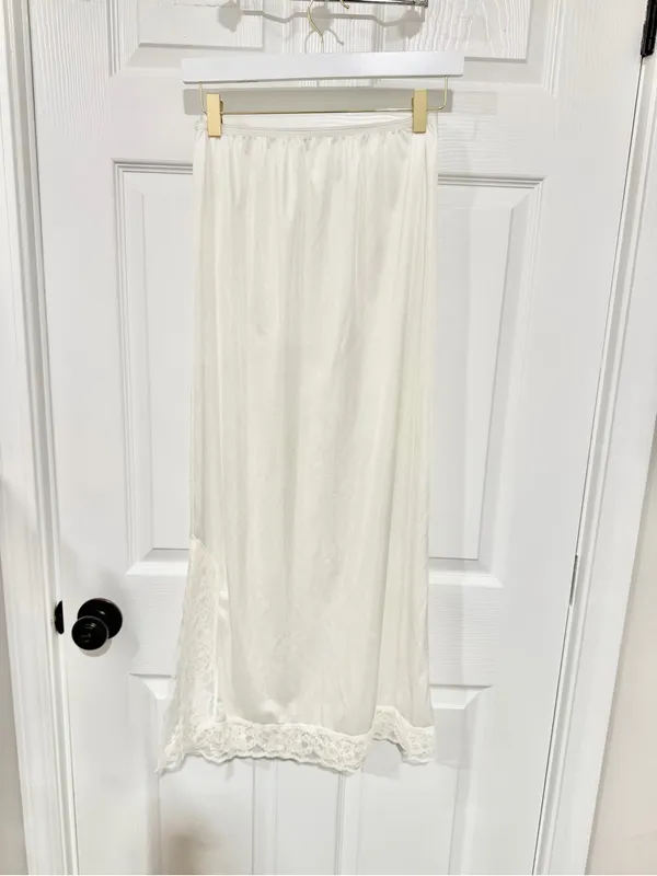 Vintage Lace Maxi Slip Skirt M 27/29 Ivory Lingerie w/ Split Made USA Coquette - Image 5