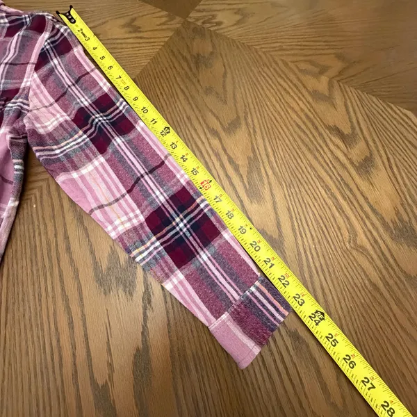 Women’s Eddie Bauer Cotton Pink Plaid Flannel shirt Size Small - Image 7