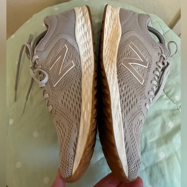New Balance Fresh Foam Arishi Womens Sneakers size 12 - Image 6