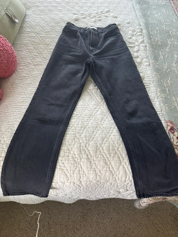The 90s Abercrombie Straight Ultra High-Rise - Image 2