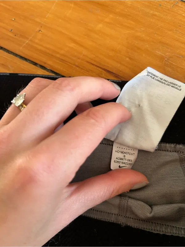 ☀️3/$25 Nike Training Pro 365 gray small shorts - Image 4