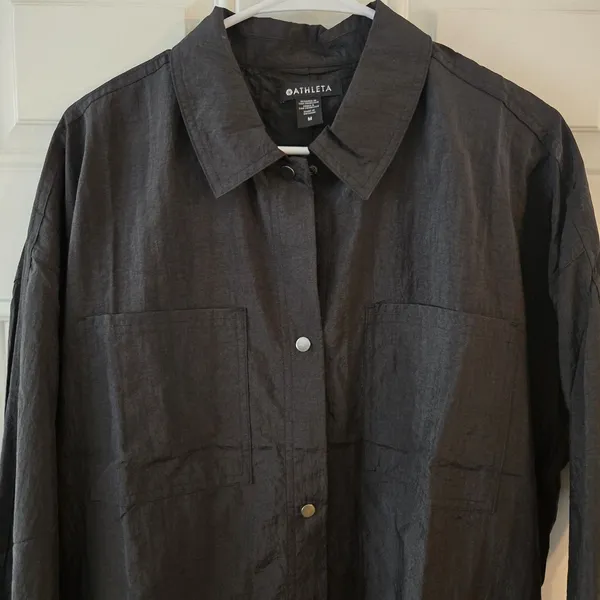 Athleta Button Front Nylon Shirt Black Women’s Medium Oversized Lightweight NWOT - Image 4