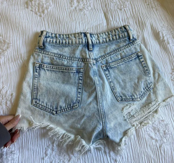 Jean Shorts Size 26 - Image 3