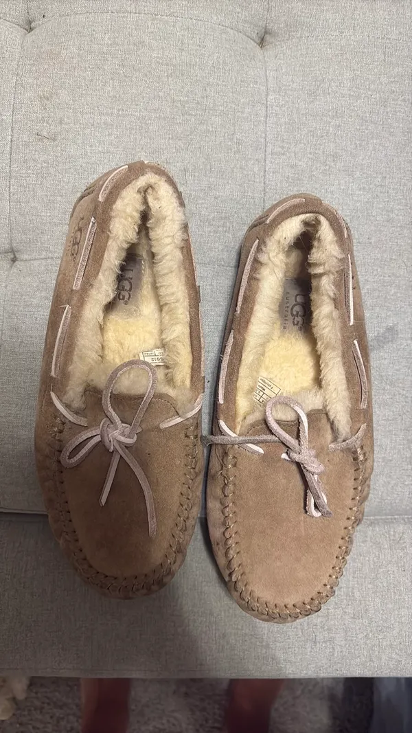 Ugg slippers  - Image 3