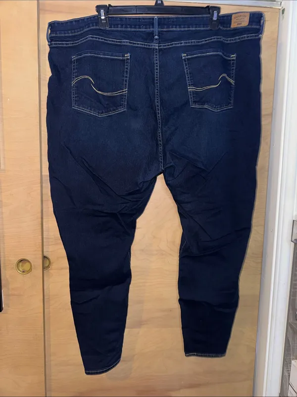 Signature by Levi Strauss Women’s Plus Size Skinny Jeans in Dark Indigo - Image 3