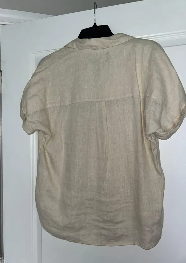Tahari Linen Button Down - Image 4