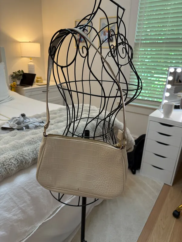 Boutique White Shoulder Bag - Image 4