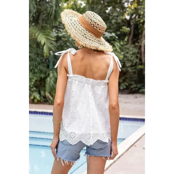 Cupshe White Eyelet Scalloped Hem Cover-Up Top Size Small - Image 2