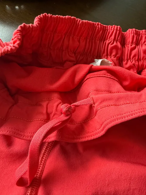 Lululemon Shorts Hotty Hot - Image 5