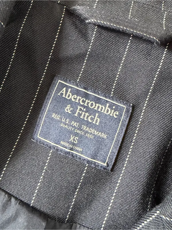 Abercrombie & Fitch Women’s Navy Pinestripe Double Breasted Blazer Classic XS - Image 5