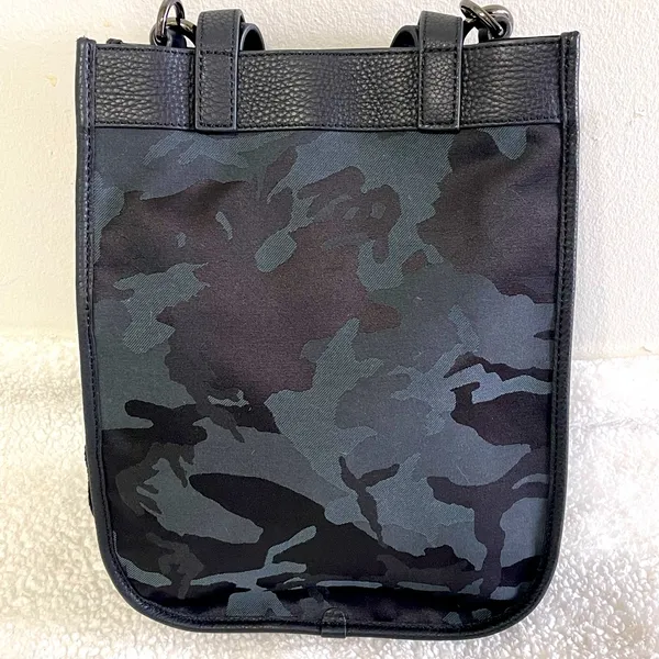 Lululemon Now And Always Tote Vol 8L - Image 2