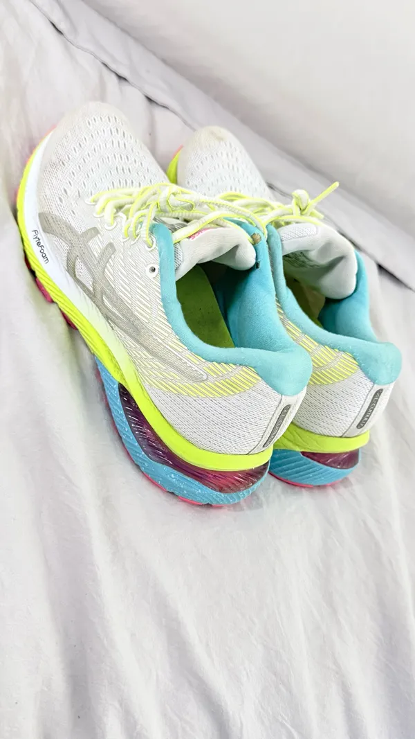 ASICS Women's Gel-Cumulus 22 Road Running Shoes Women’s Size 8.5 - Image 4