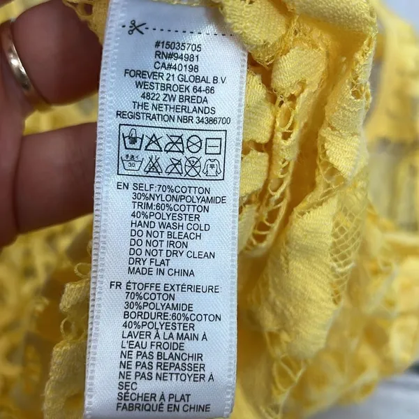 Forever 21 Y2K Lace Crop Yellow Top Floral design Medium - Image 9