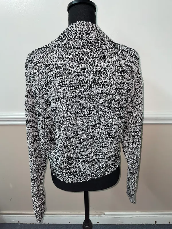 Popcorn Sweater- Black and White - Image 2