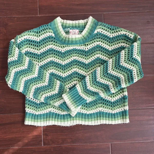 Hippie Rose Green Sweater - Image 2