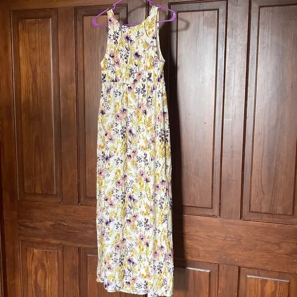 Old Navy Maternity V-neck Sleeveless Yellow Purple Floral Maxi Dress Size S - Image 2