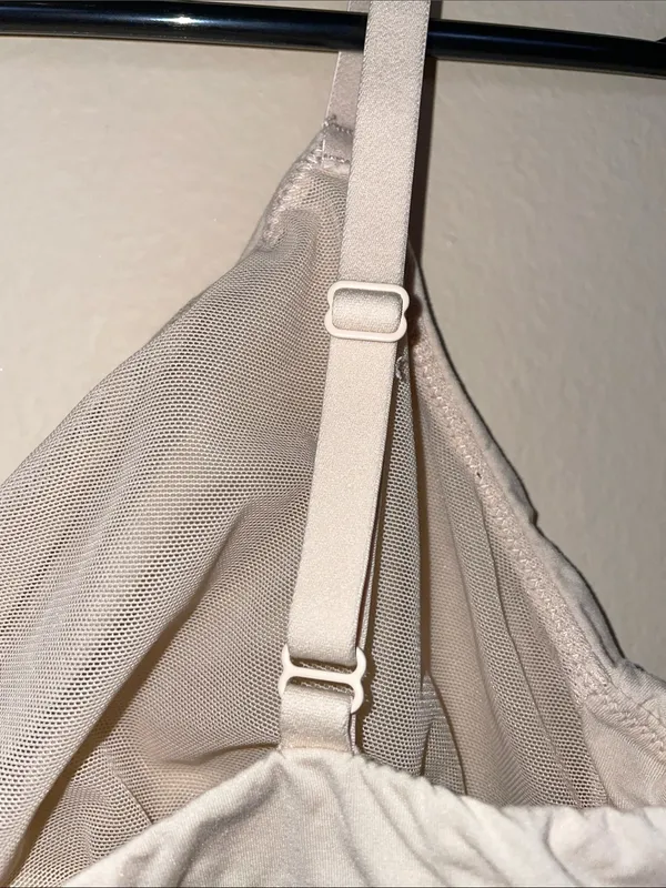 Skims Women’s Fits Everybody Crossover Comfy Lounge Cream Bralette - Image 5